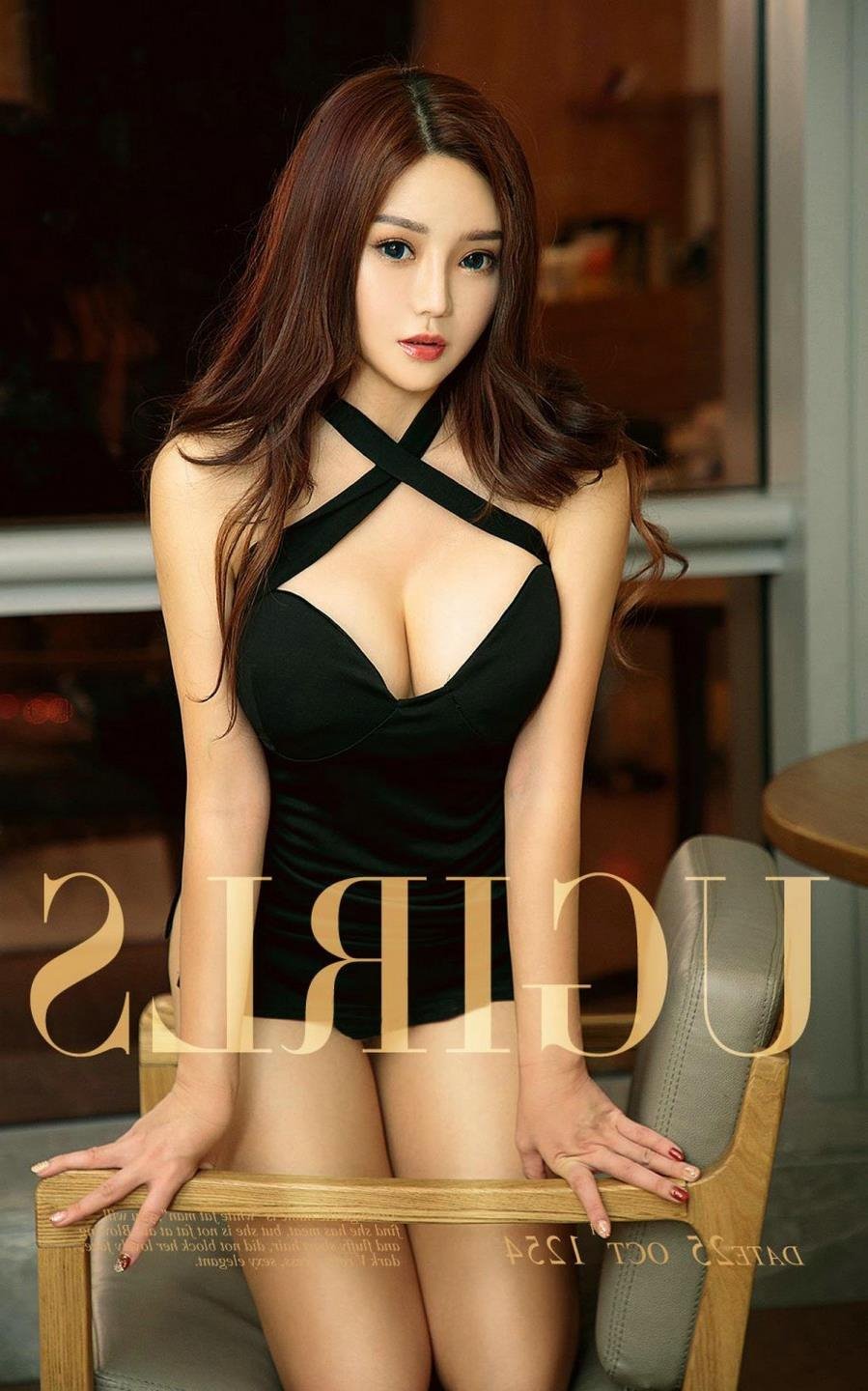 ��ɫ��