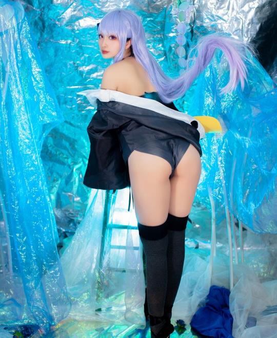 ����333